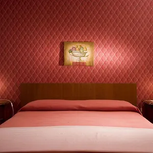 Night And Day Hotel